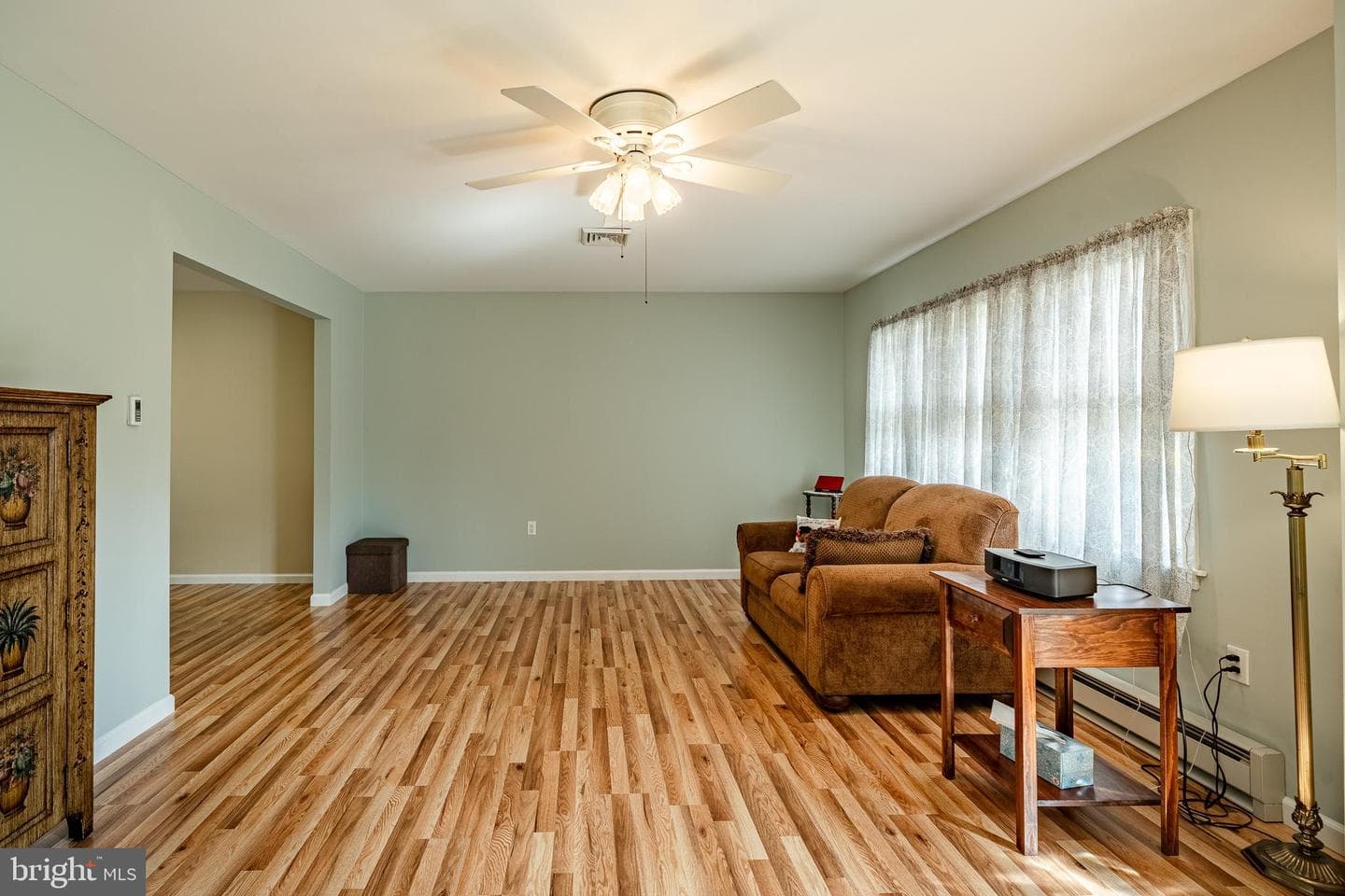 452 Burdan Drive photo 4