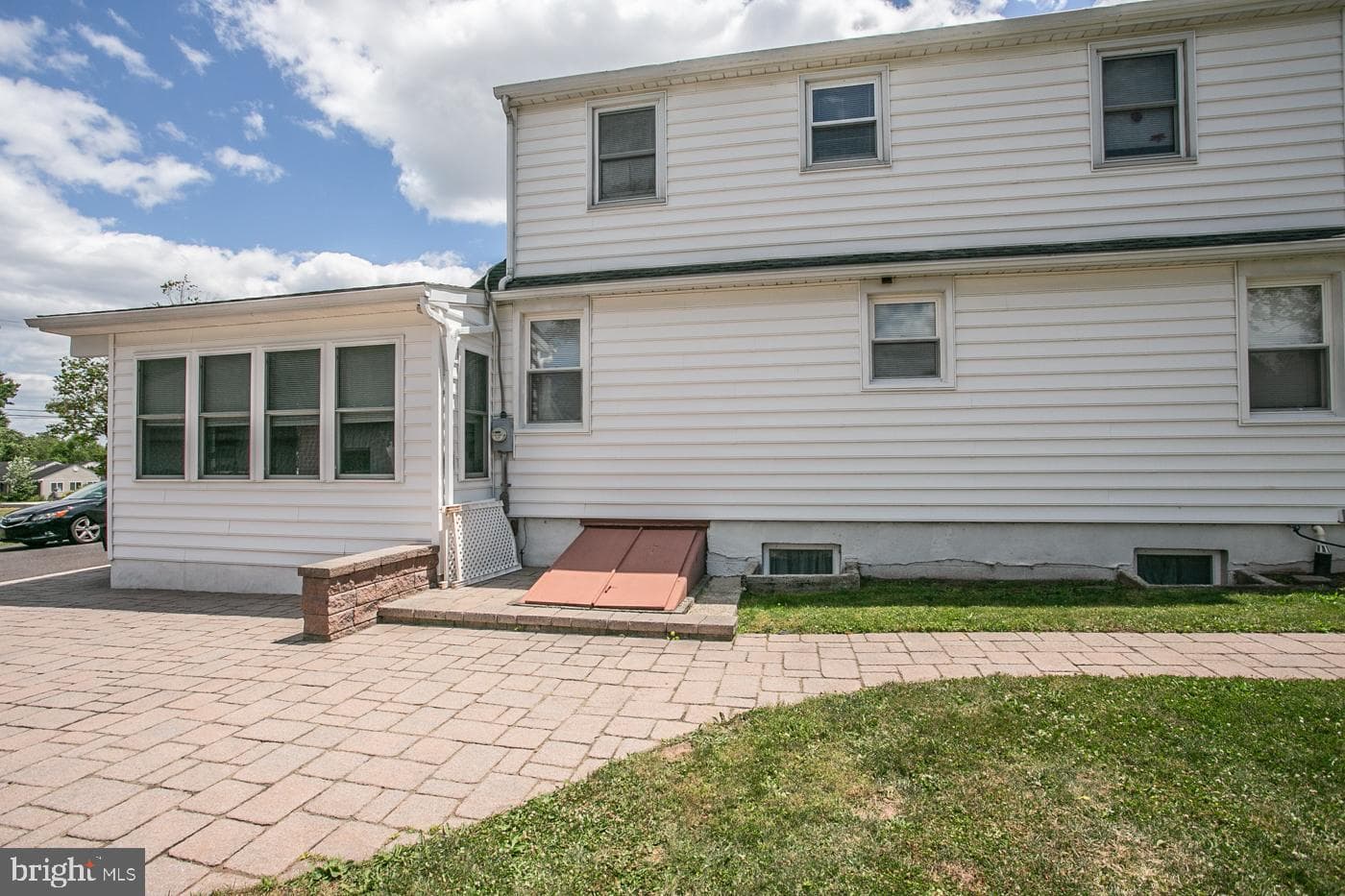 641 King Road photo 44