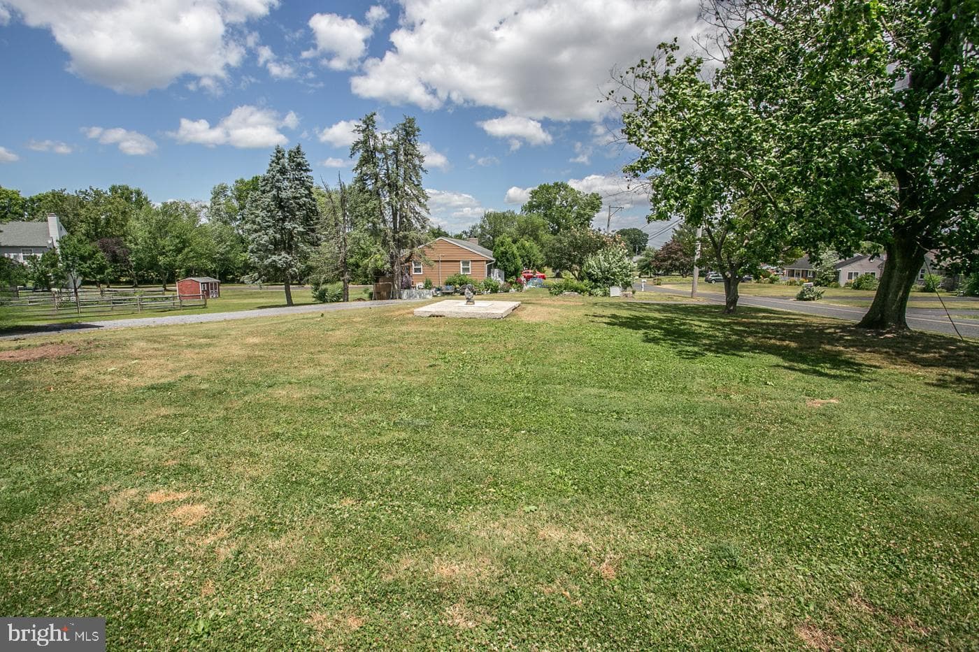 641 King Road photo 45