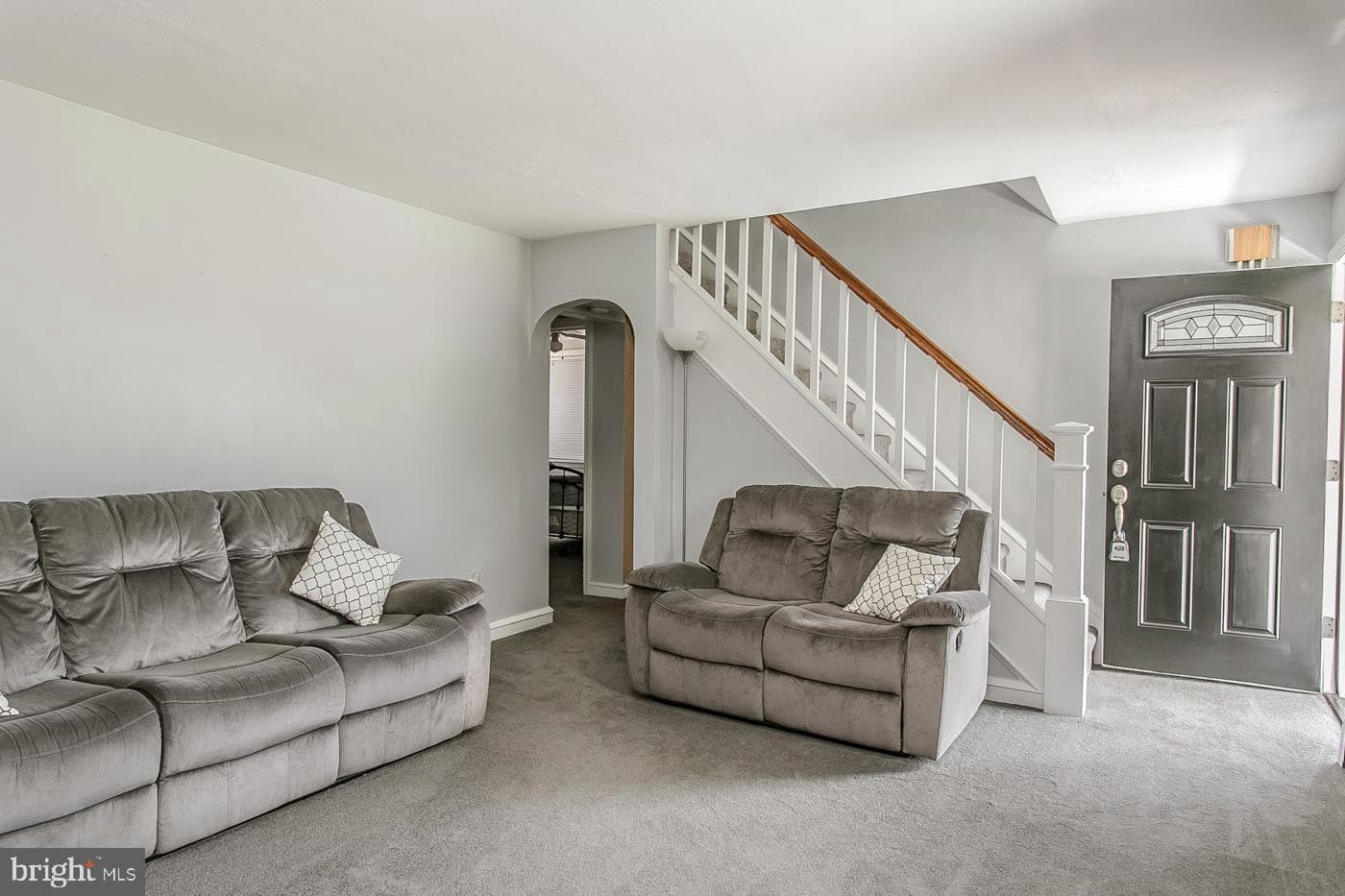 641 King Road photo 6