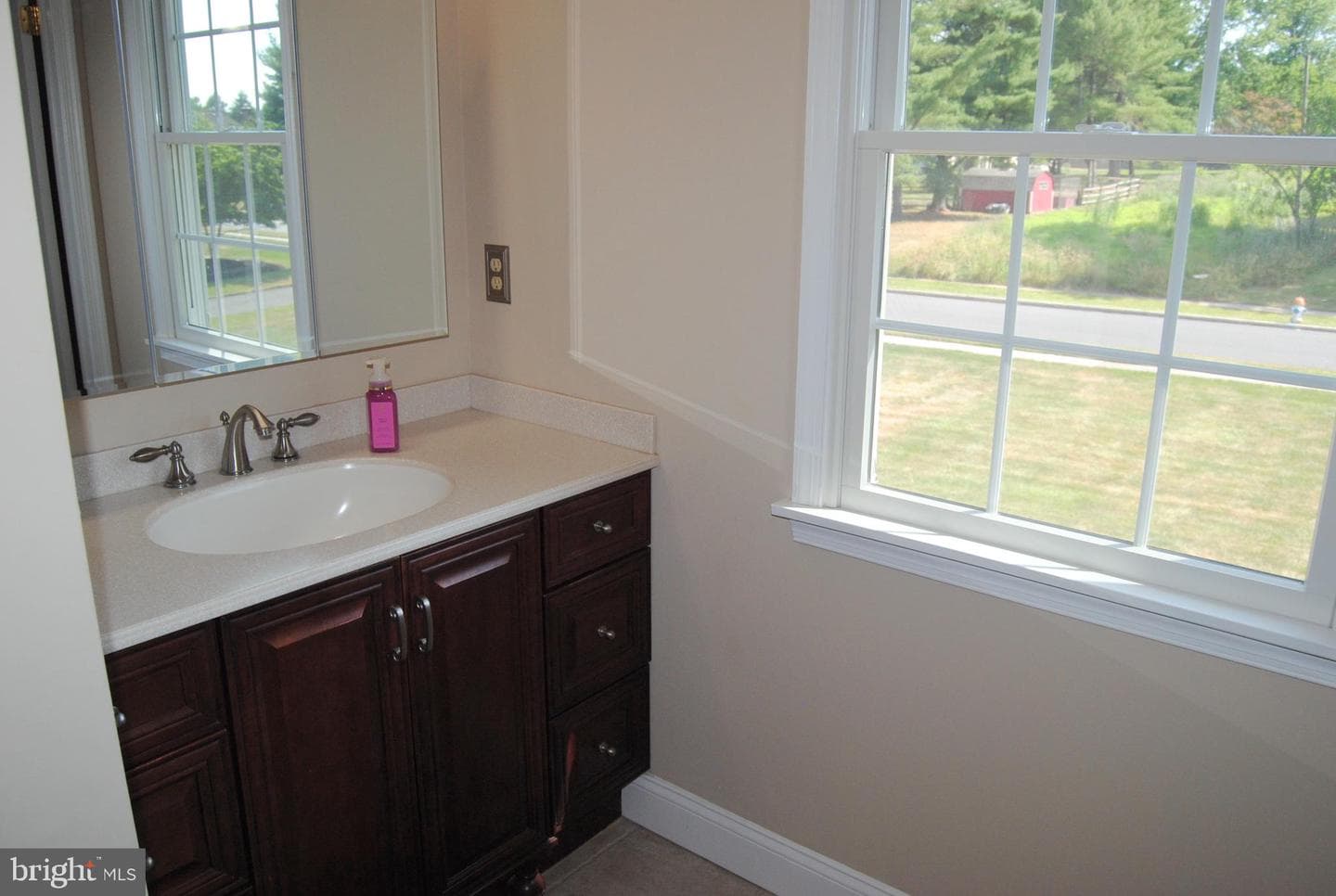 204 Stefan Place photo 26