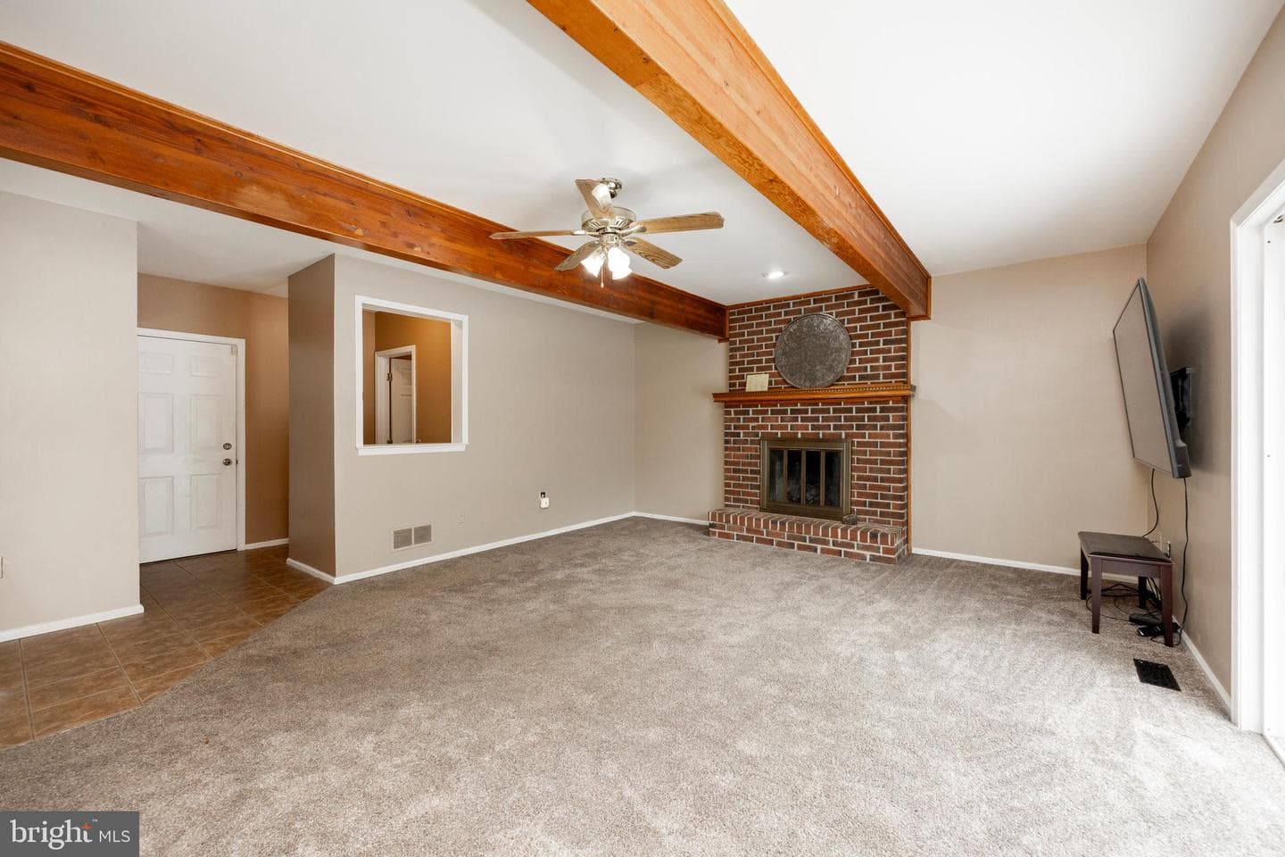 206 E Buchert Road photo 17