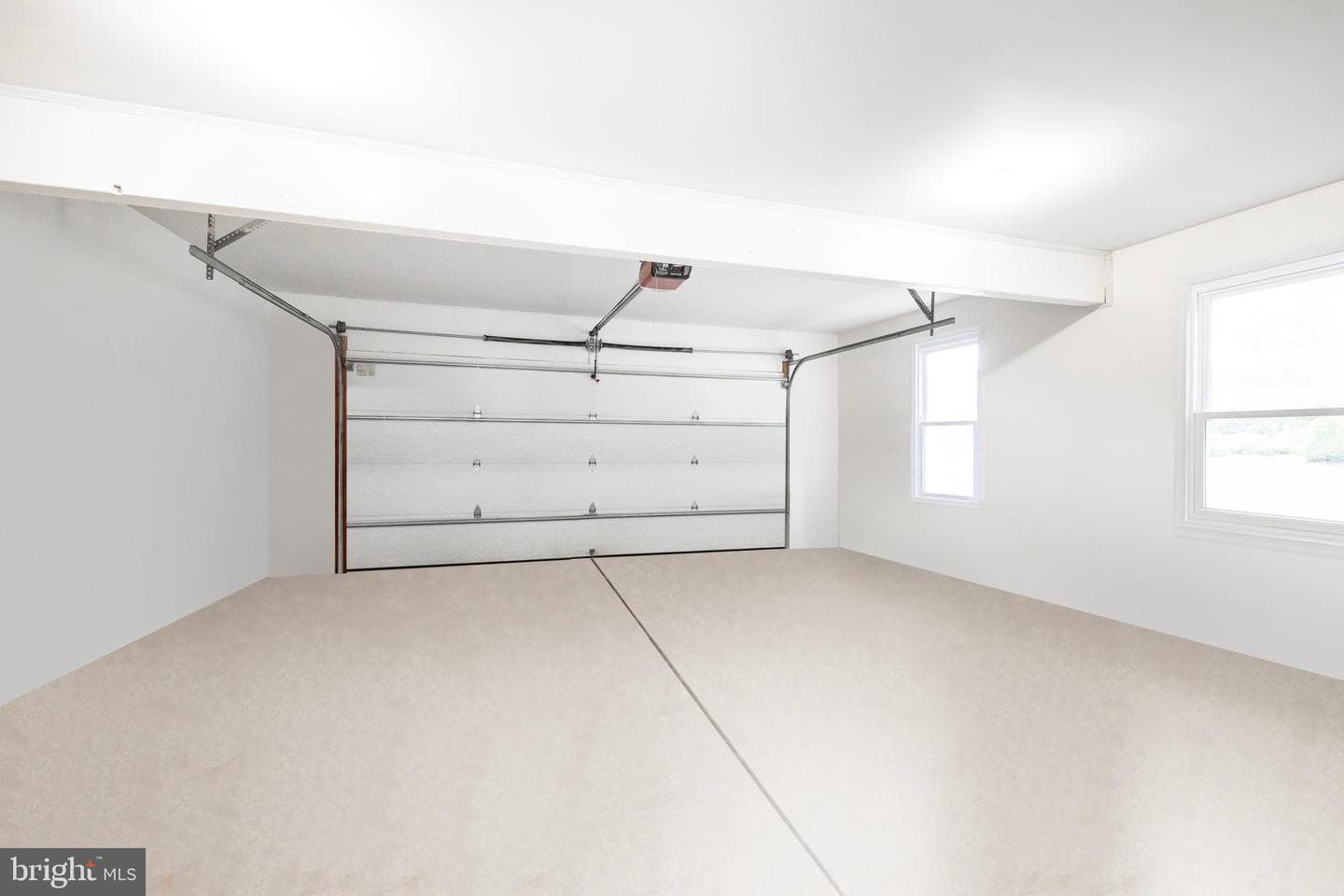 206 E Buchert Road photo 35