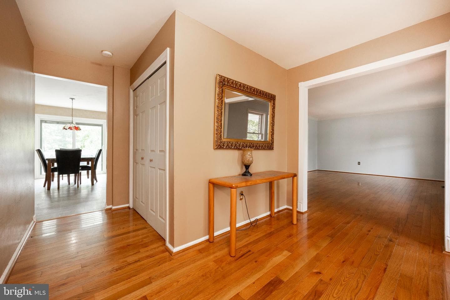 206 E Buchert Road photo 6