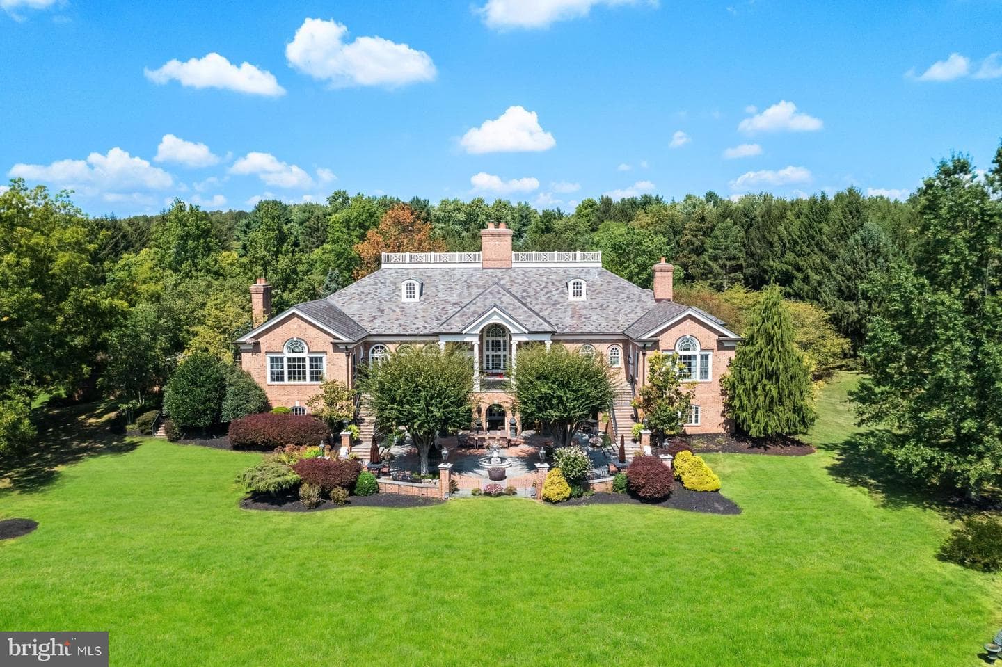 1534 N Trooper Road, Worcester