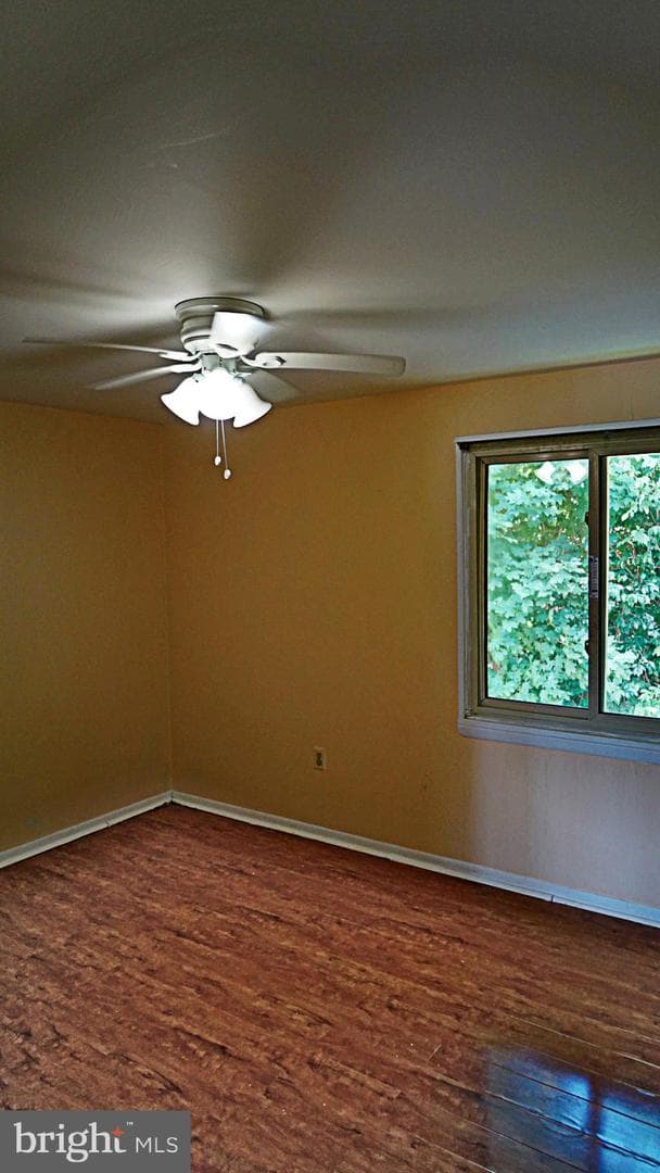 250 Tanglewood Lane #l4 photo 11