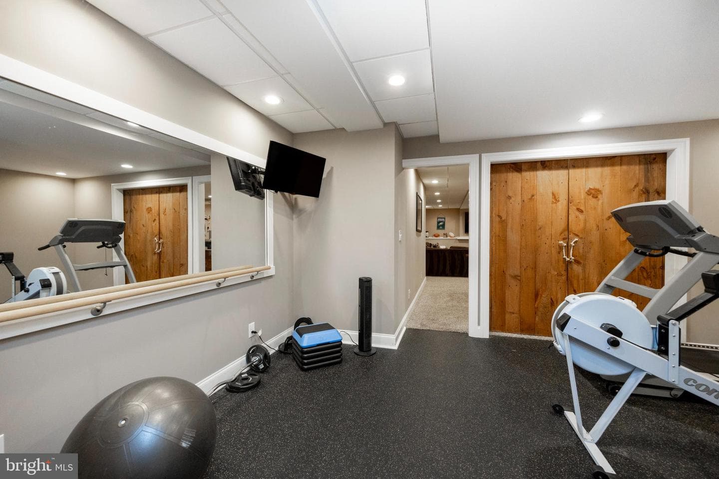 1086 Chelsea Way photo 32