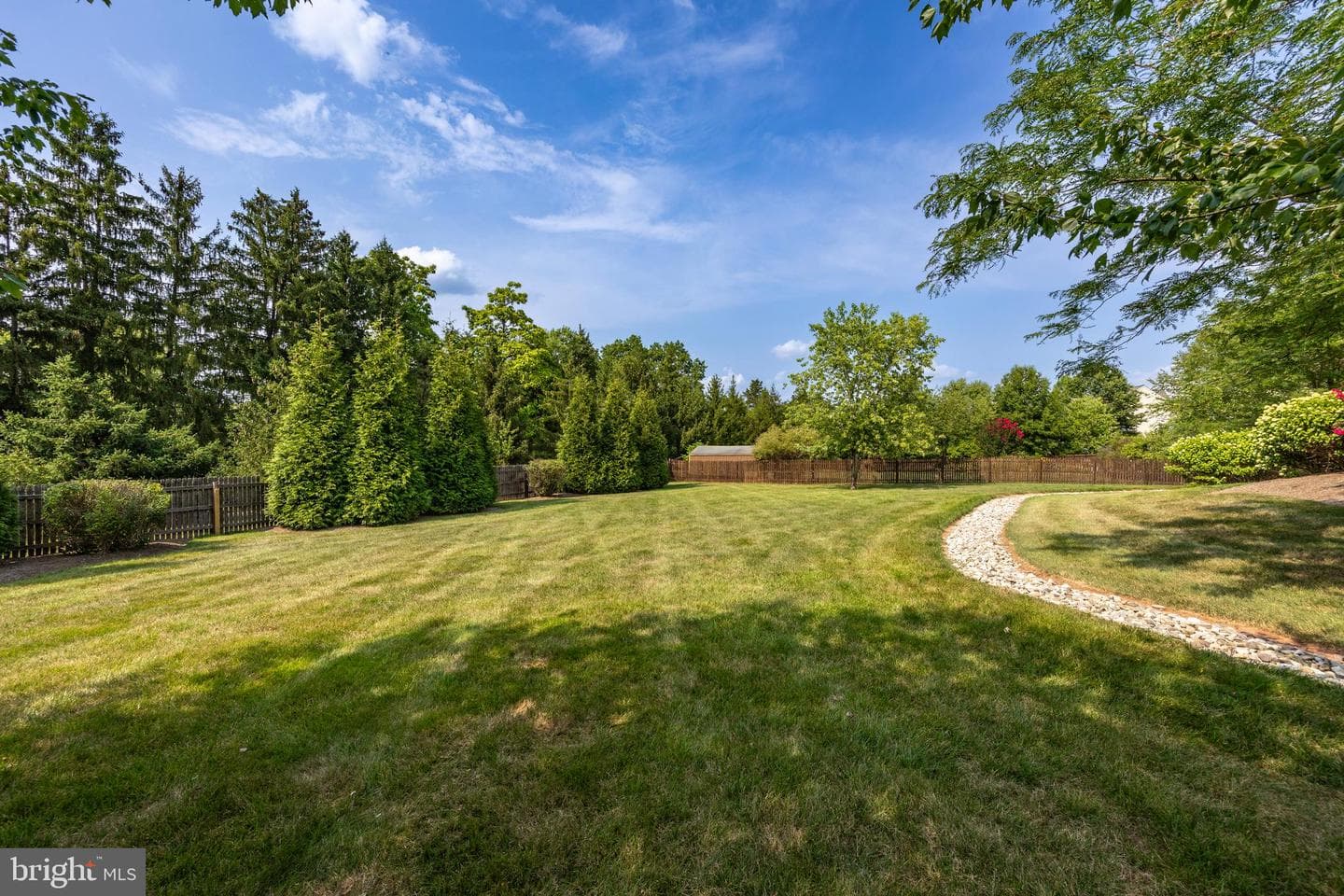 1086 Chelsea Way photo 60