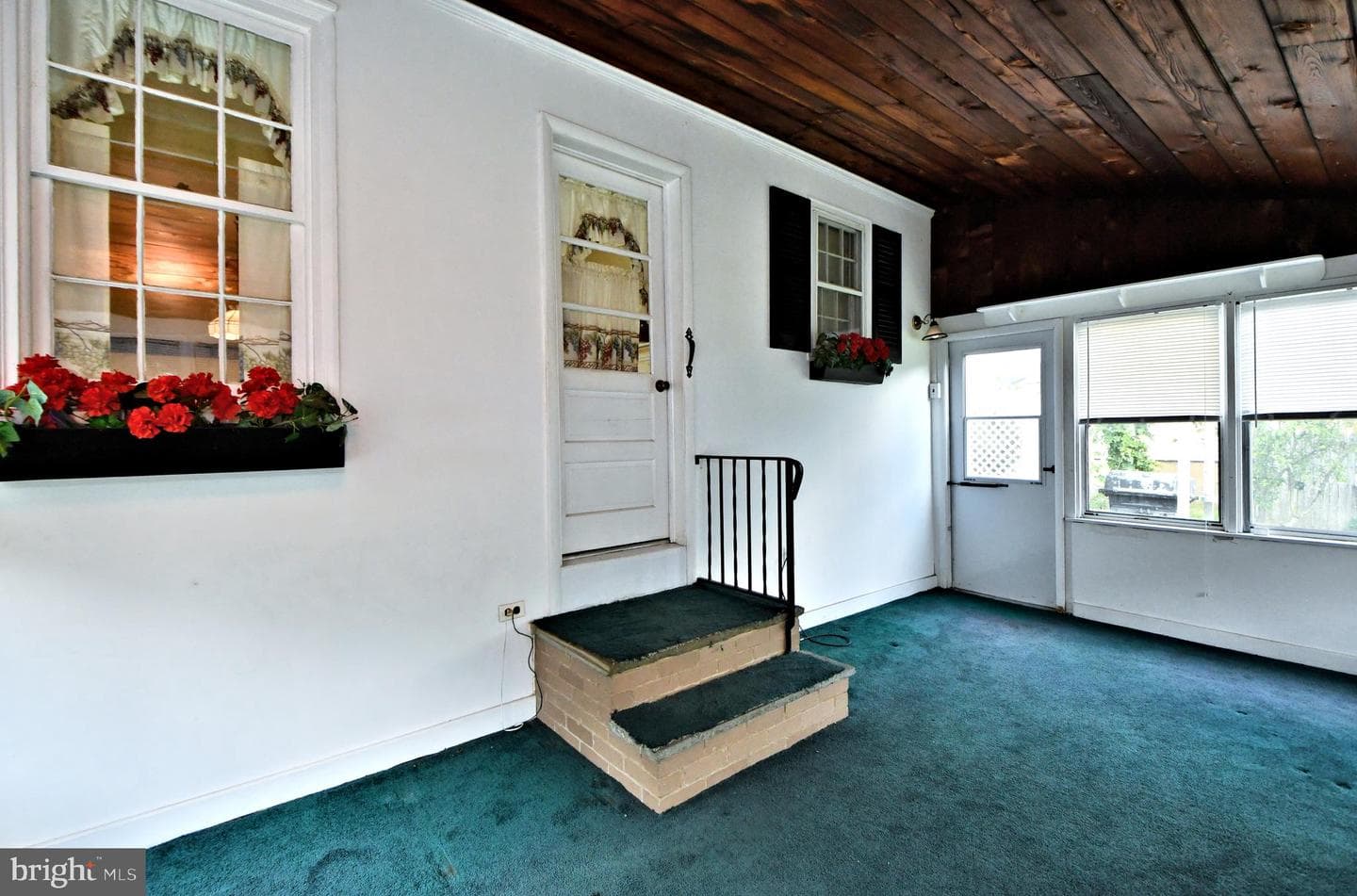 208 Quigley Avenue photo 29