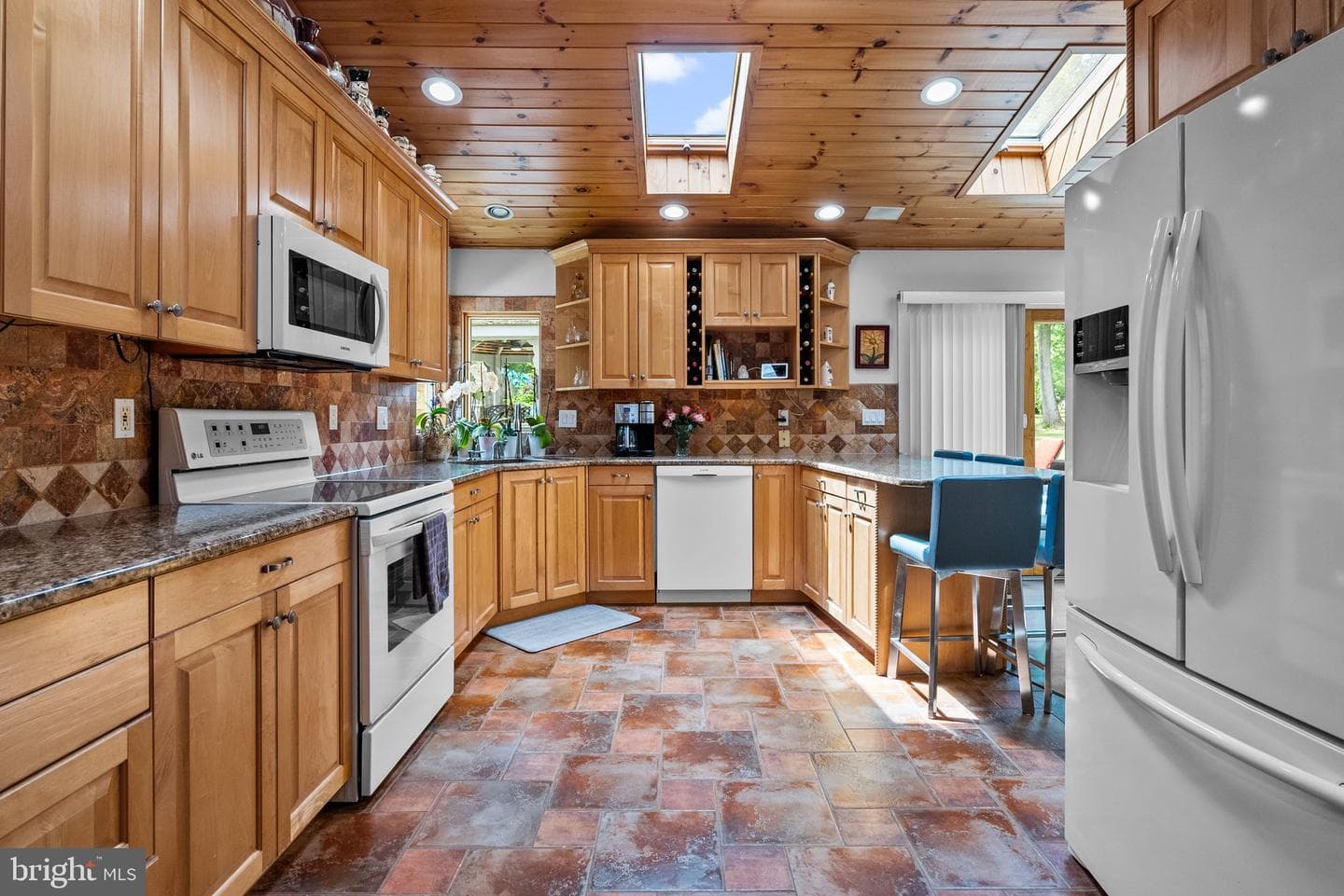612 Pinney Road photo 16