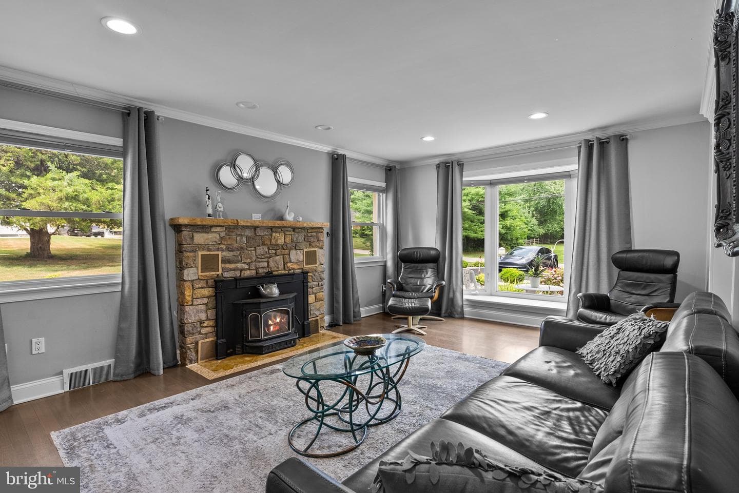 612 Pinney Road photo 6