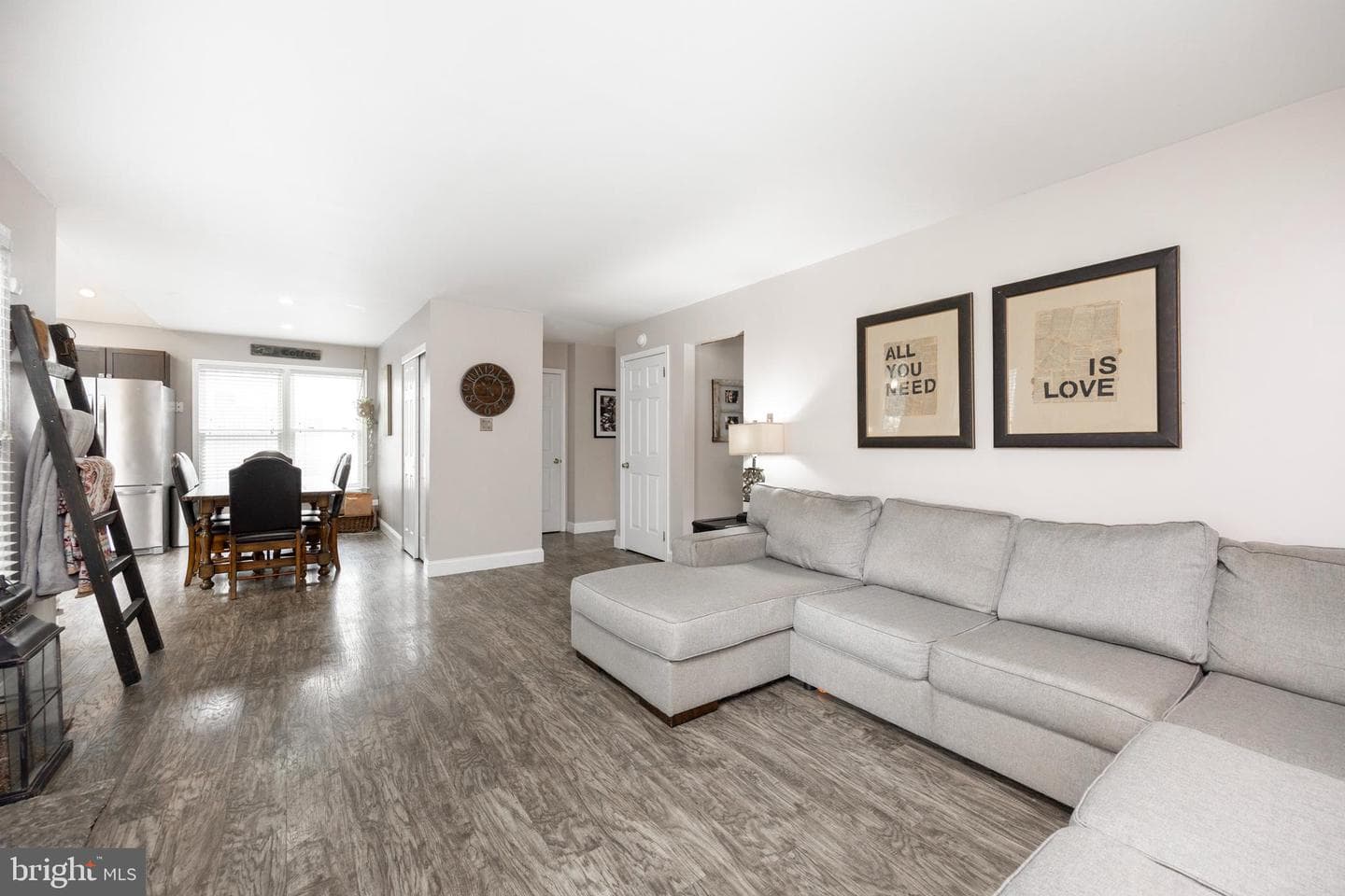 142 Abbey Drive photo 13