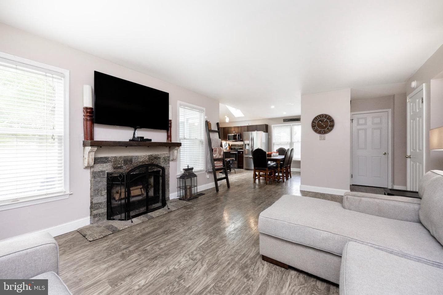142 Abbey Drive photo 15