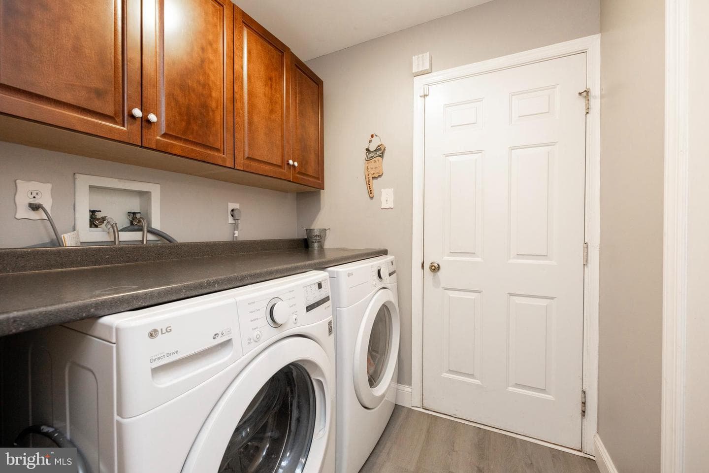 142 Abbey Drive photo 16