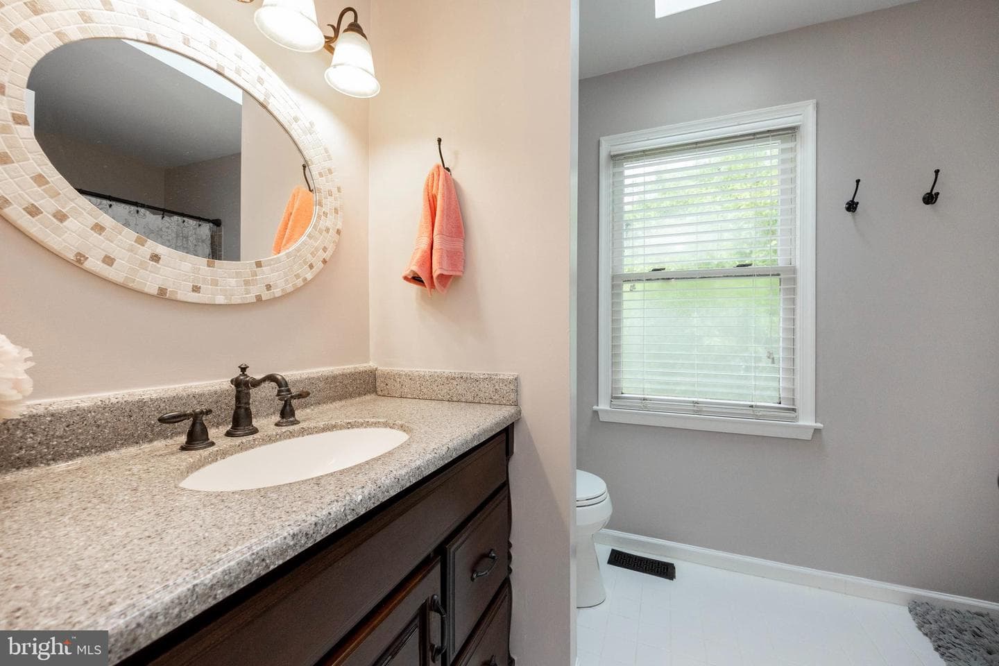 142 Abbey Drive photo 20