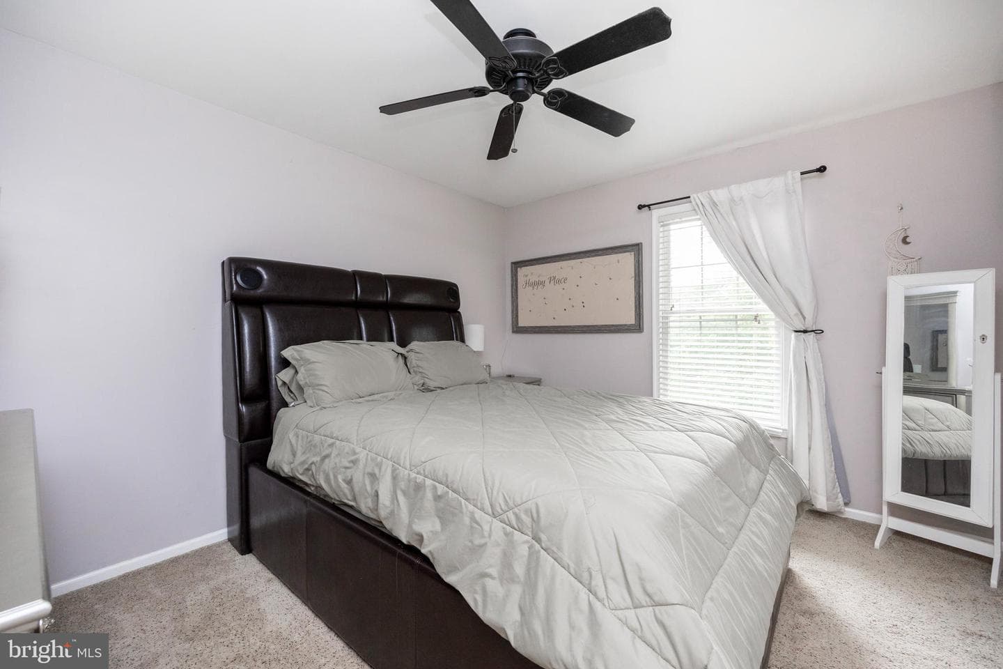 142 Abbey Drive photo 27