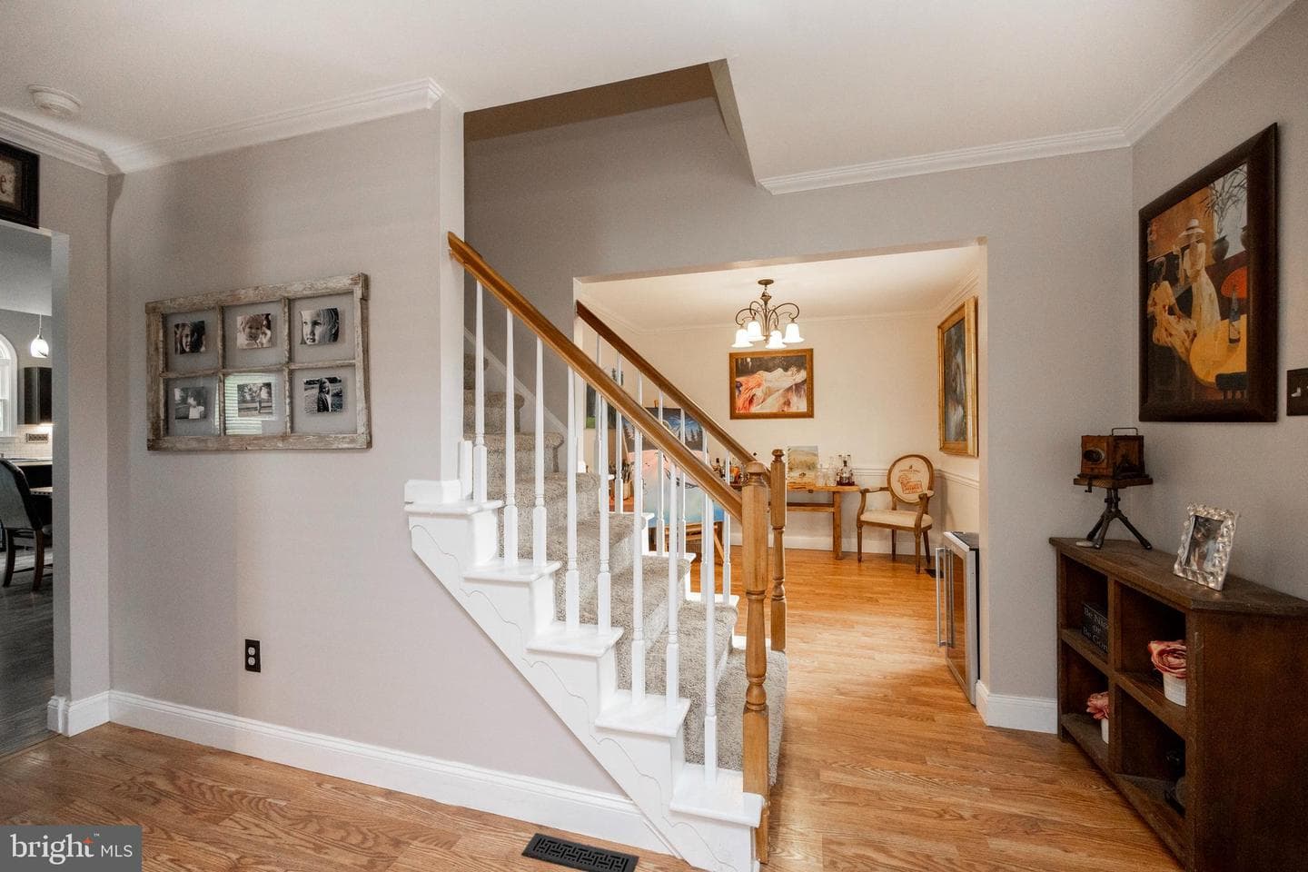 142 Abbey Drive photo 3