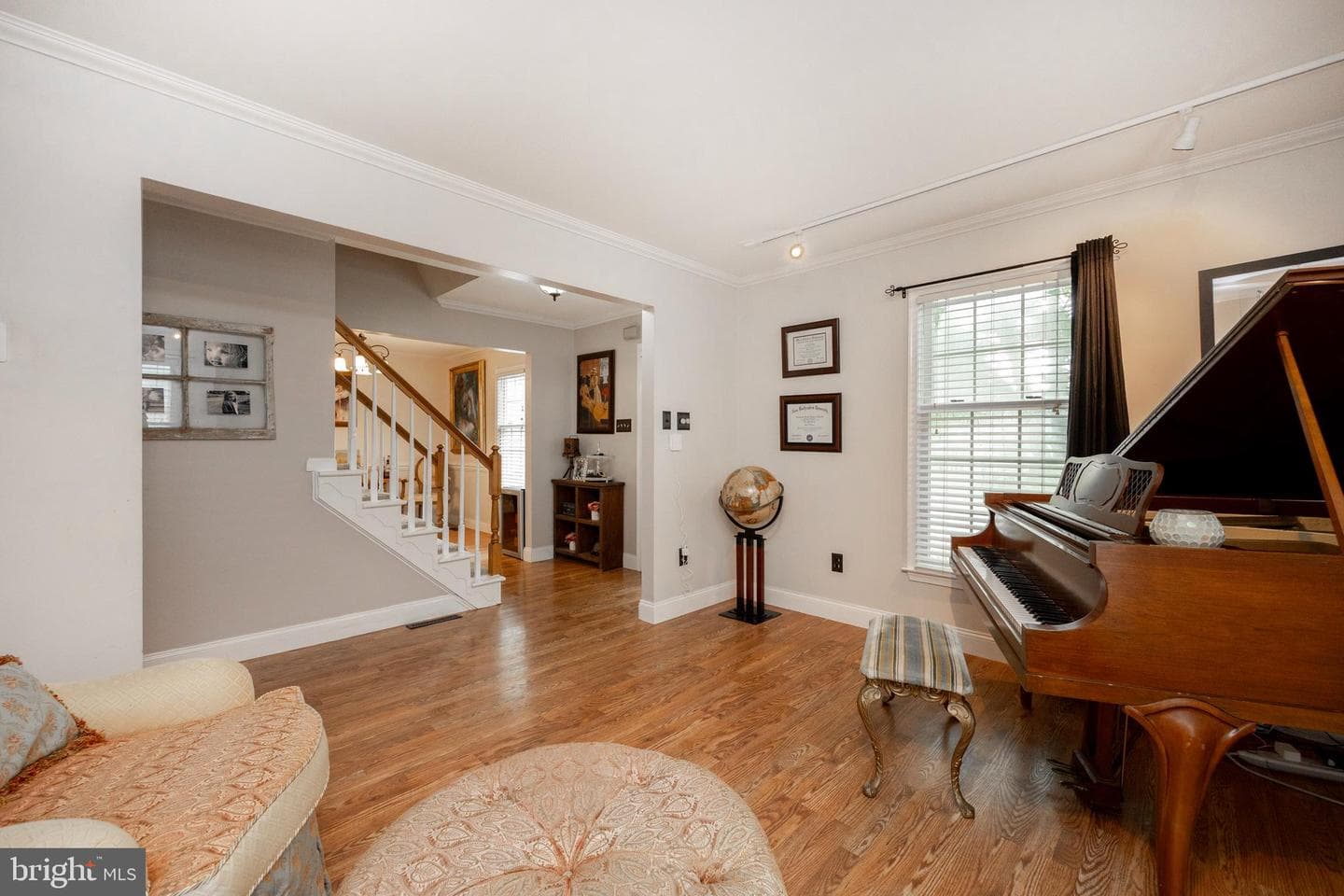 142 Abbey Drive photo 5