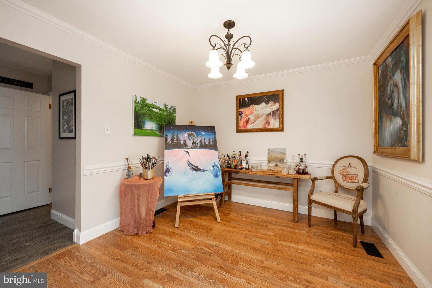 142 Abbey Drive photo 6