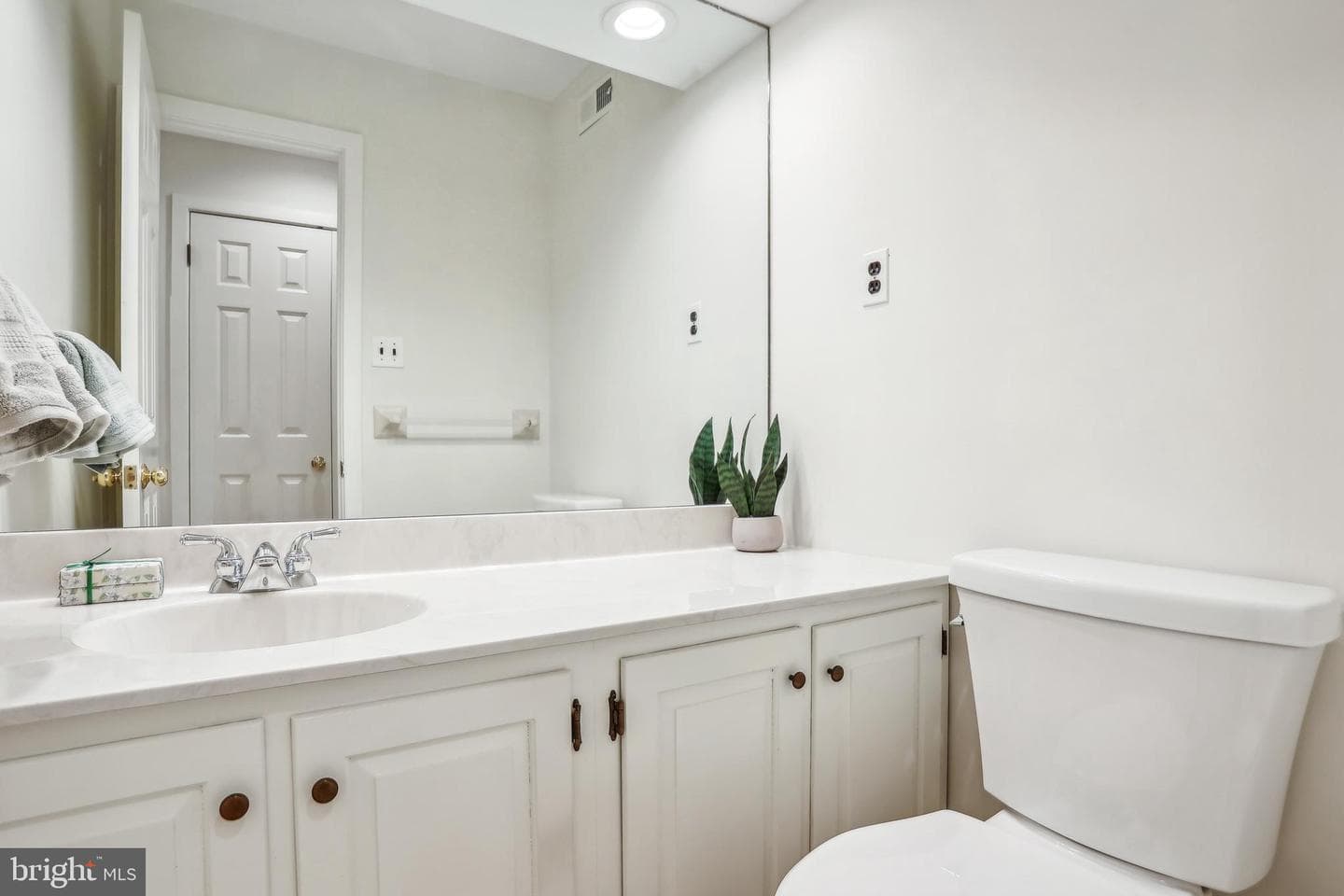 1100 Saint Andrews Road photo 11