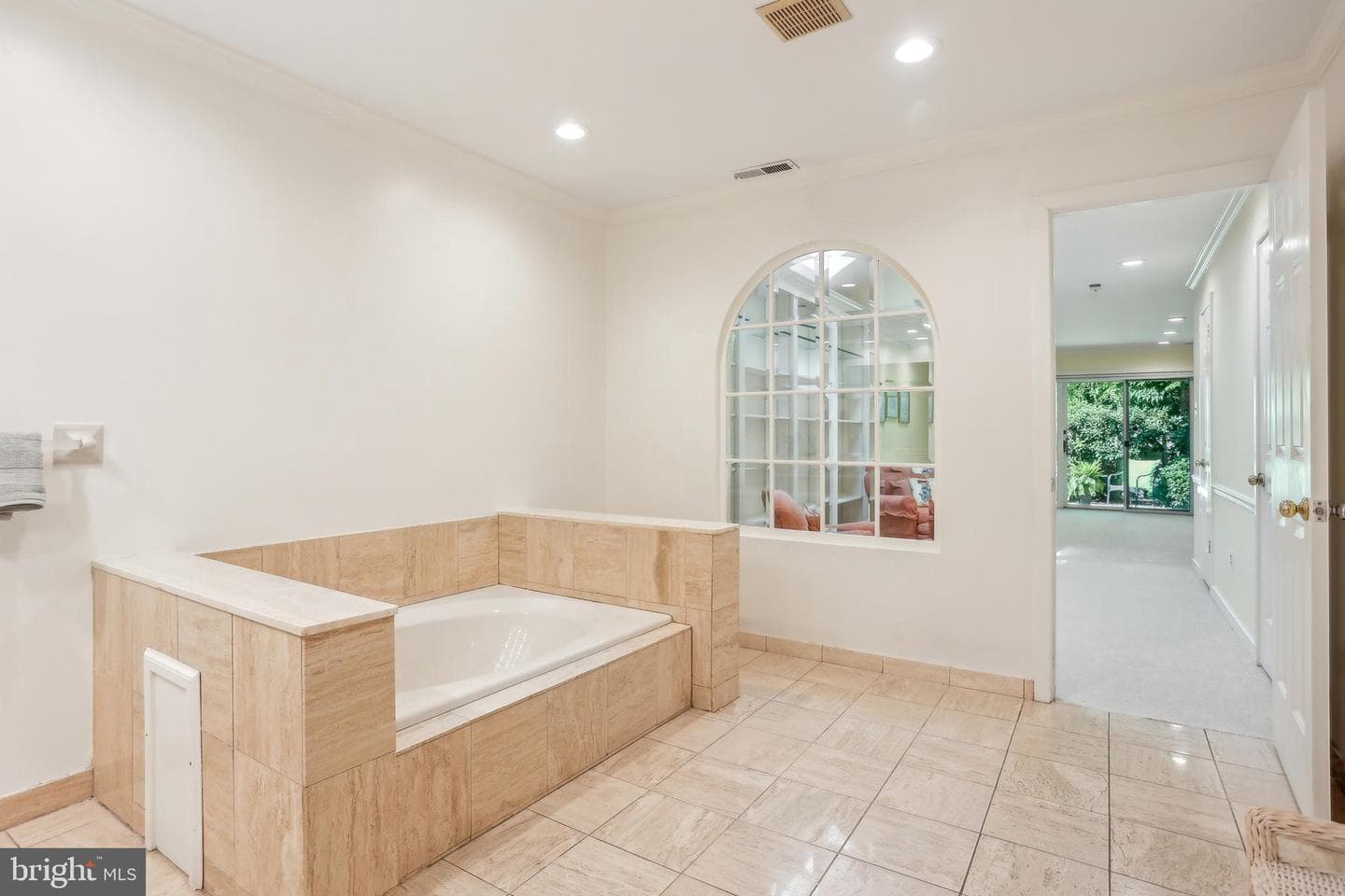 1100 Saint Andrews Road photo 27