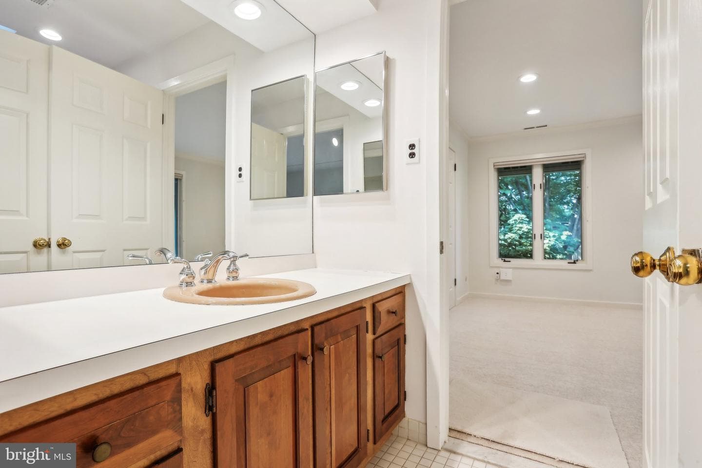 1100 Saint Andrews Road photo 29