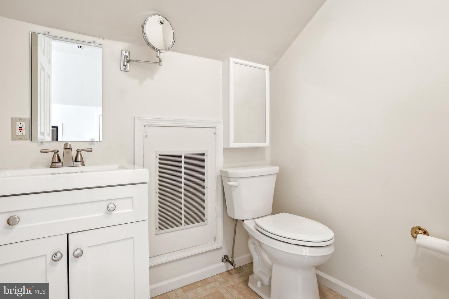 1100 Saint Andrews Road photo 34