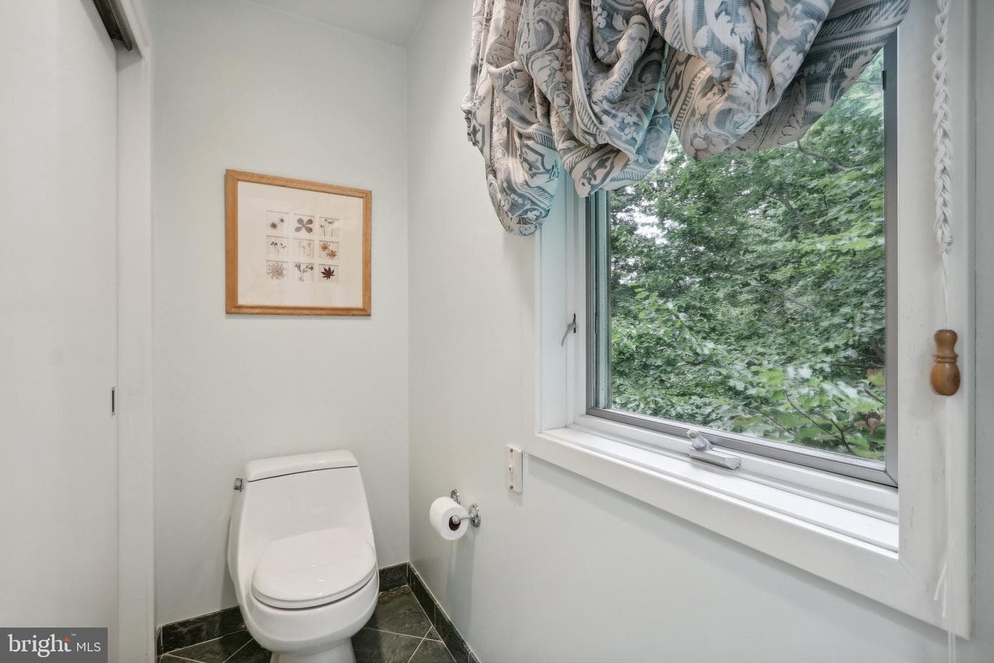 534 Pondview Road photo 24
