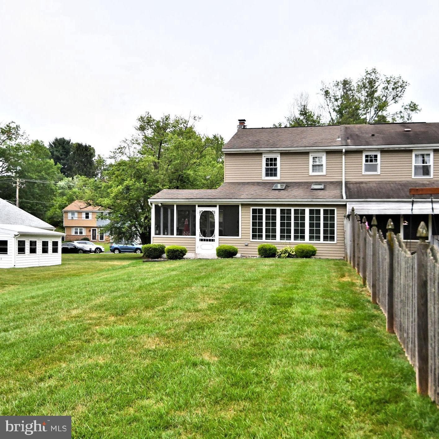 678 S 5th Avenue photo 58