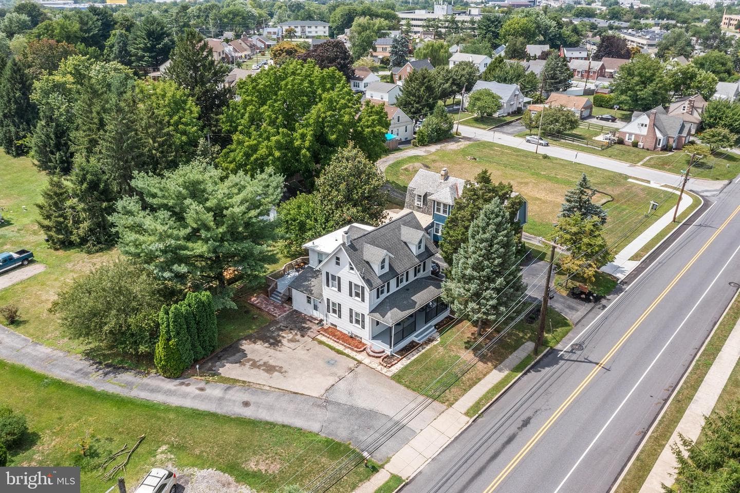 105 W North Lane photo 38