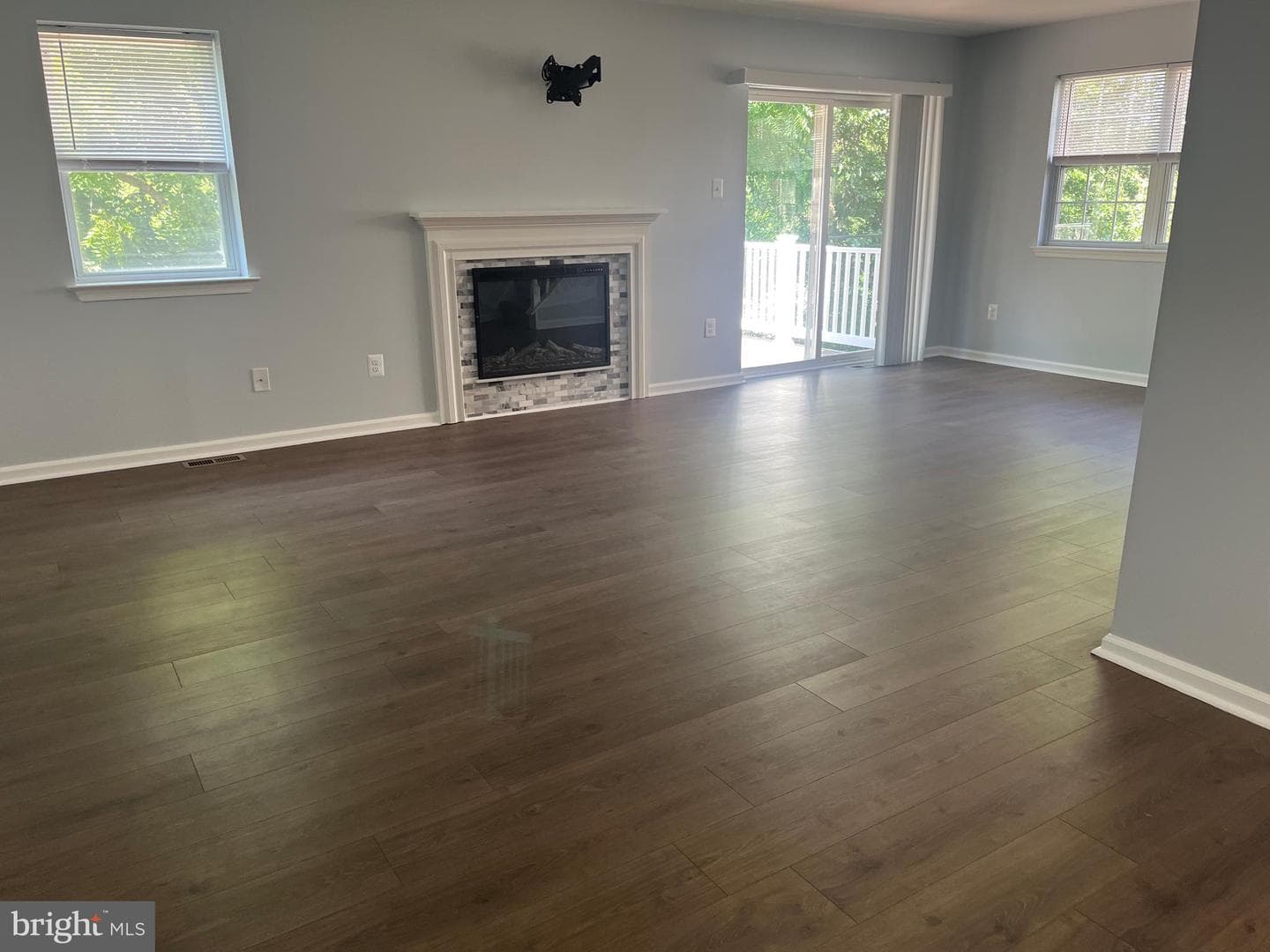 281 Parkview Drive photo 6