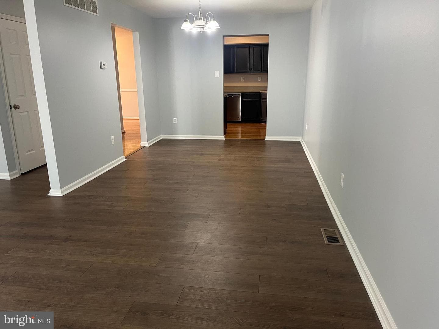 281 Parkview Drive photo 8