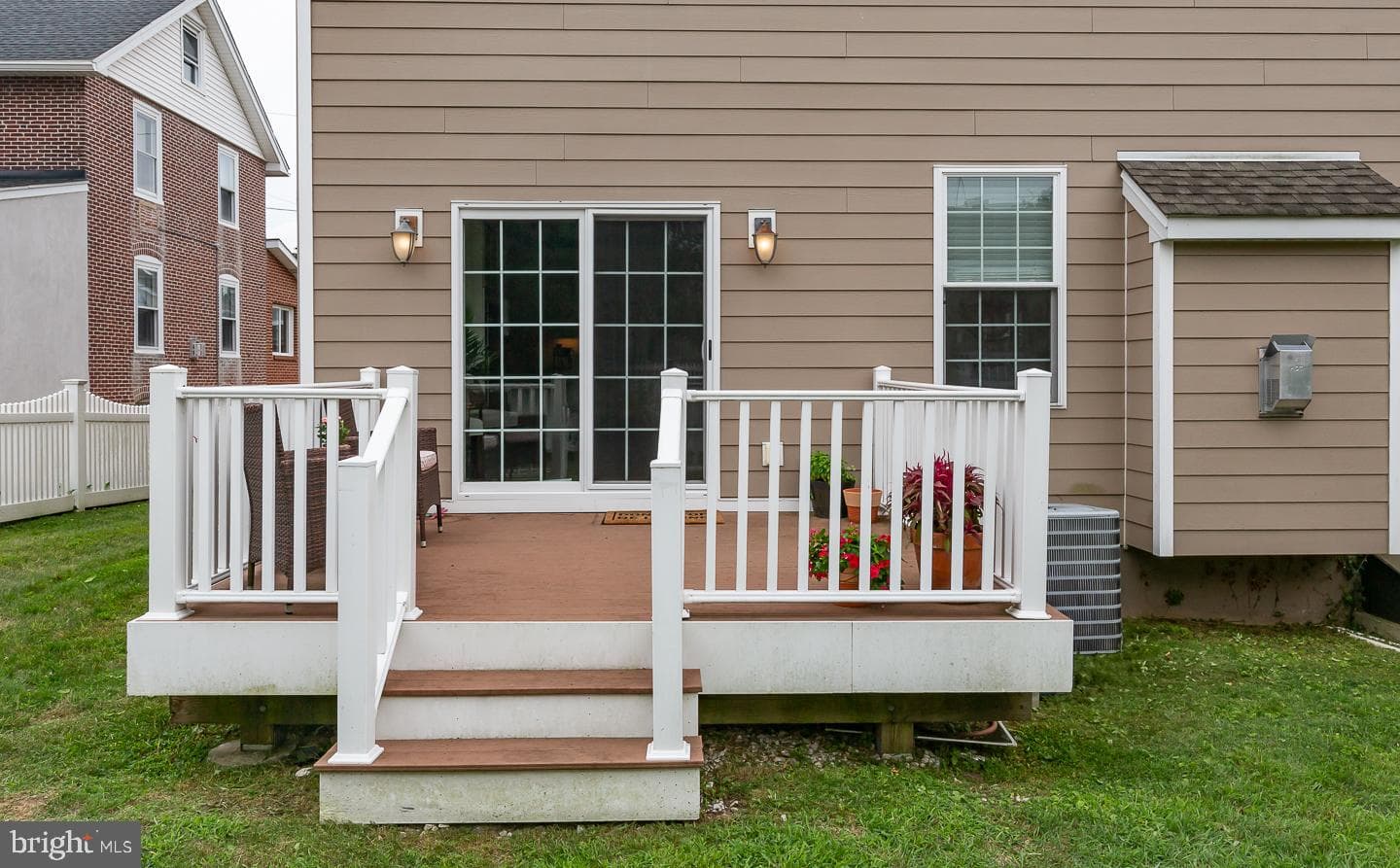 226 Delmont Avenue photo 32