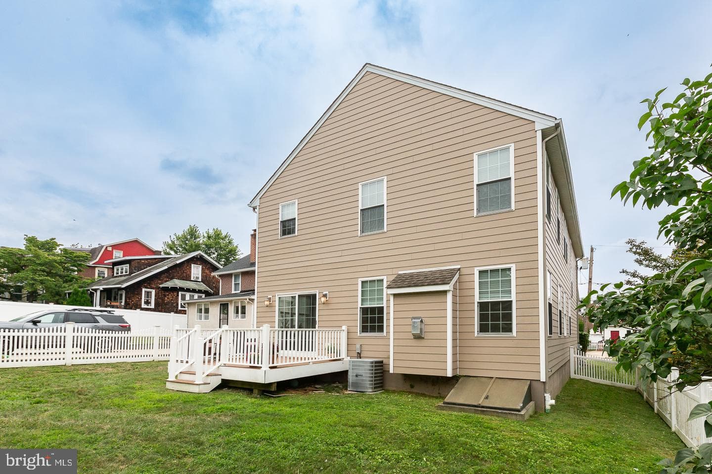 226 Delmont Avenue photo 33