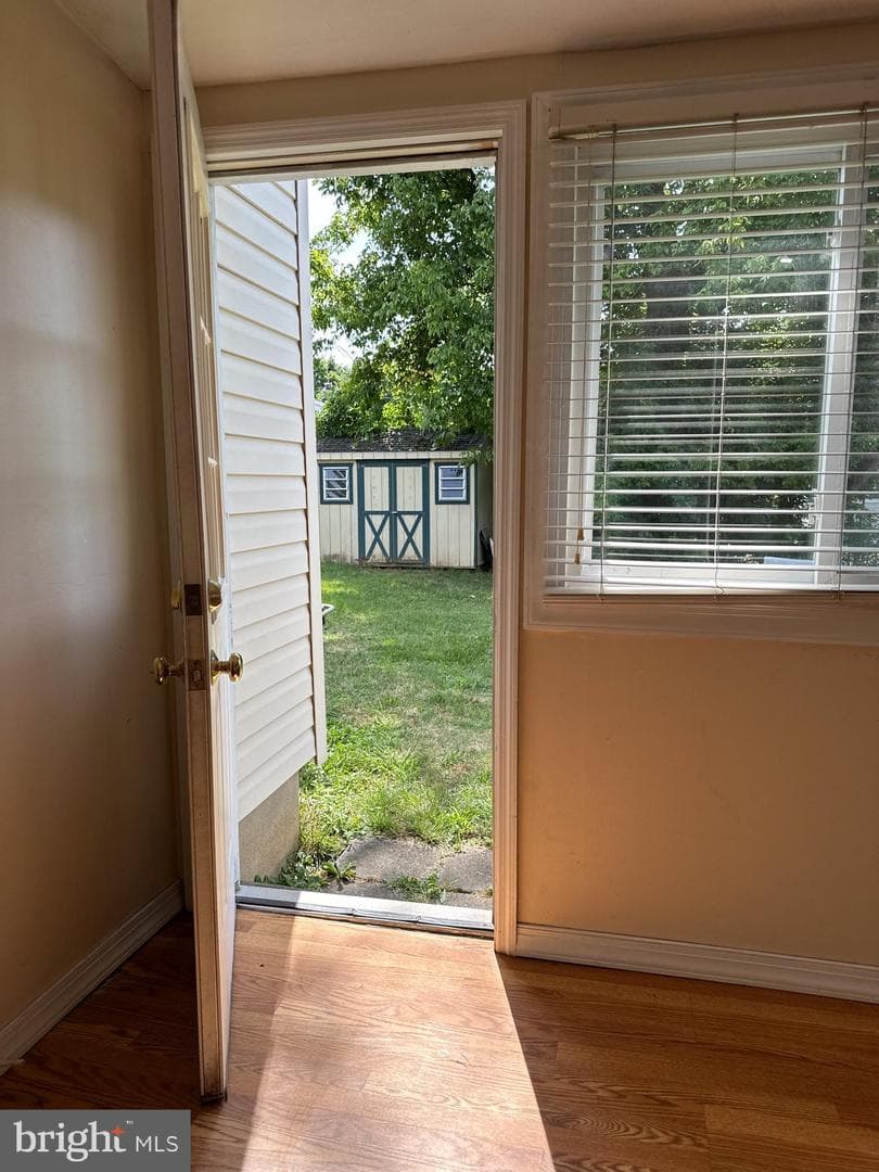 311 Laurel Avenue photo 21