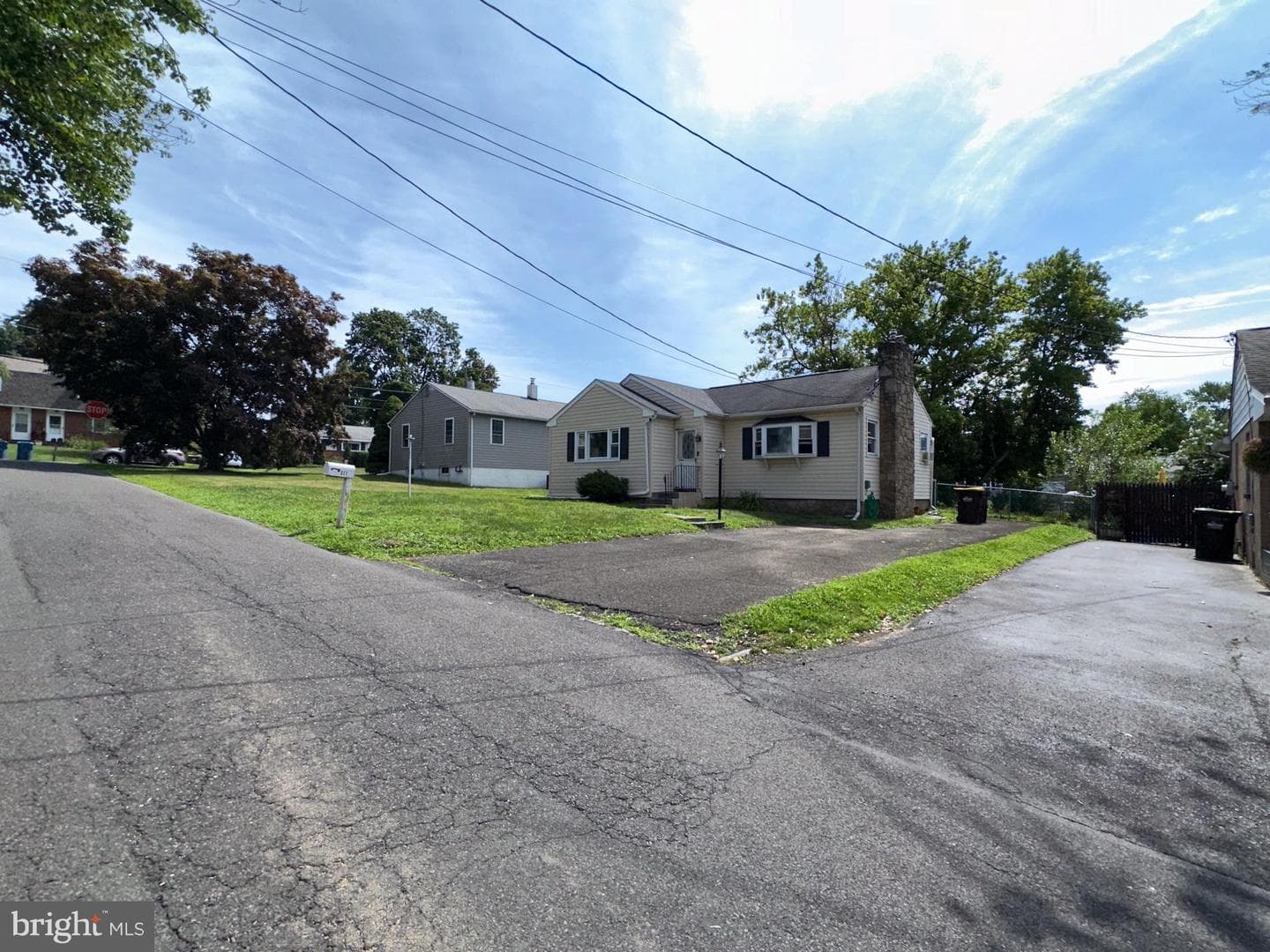 311 Laurel Avenue photo 32