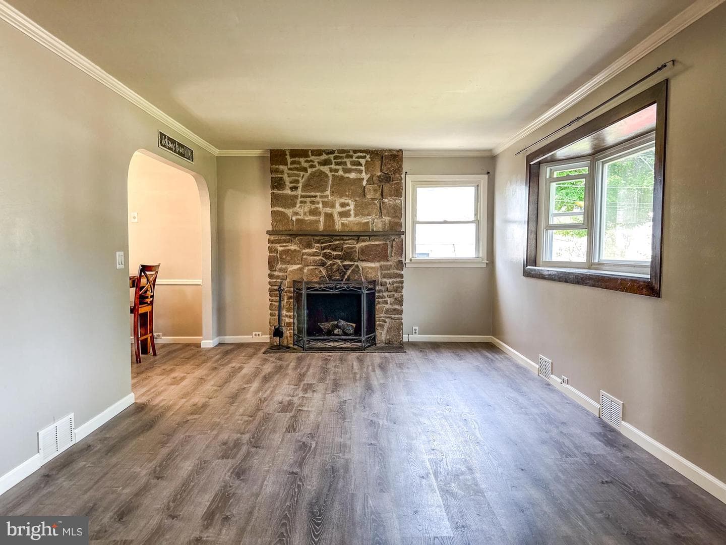 311 Laurel Avenue photo 9