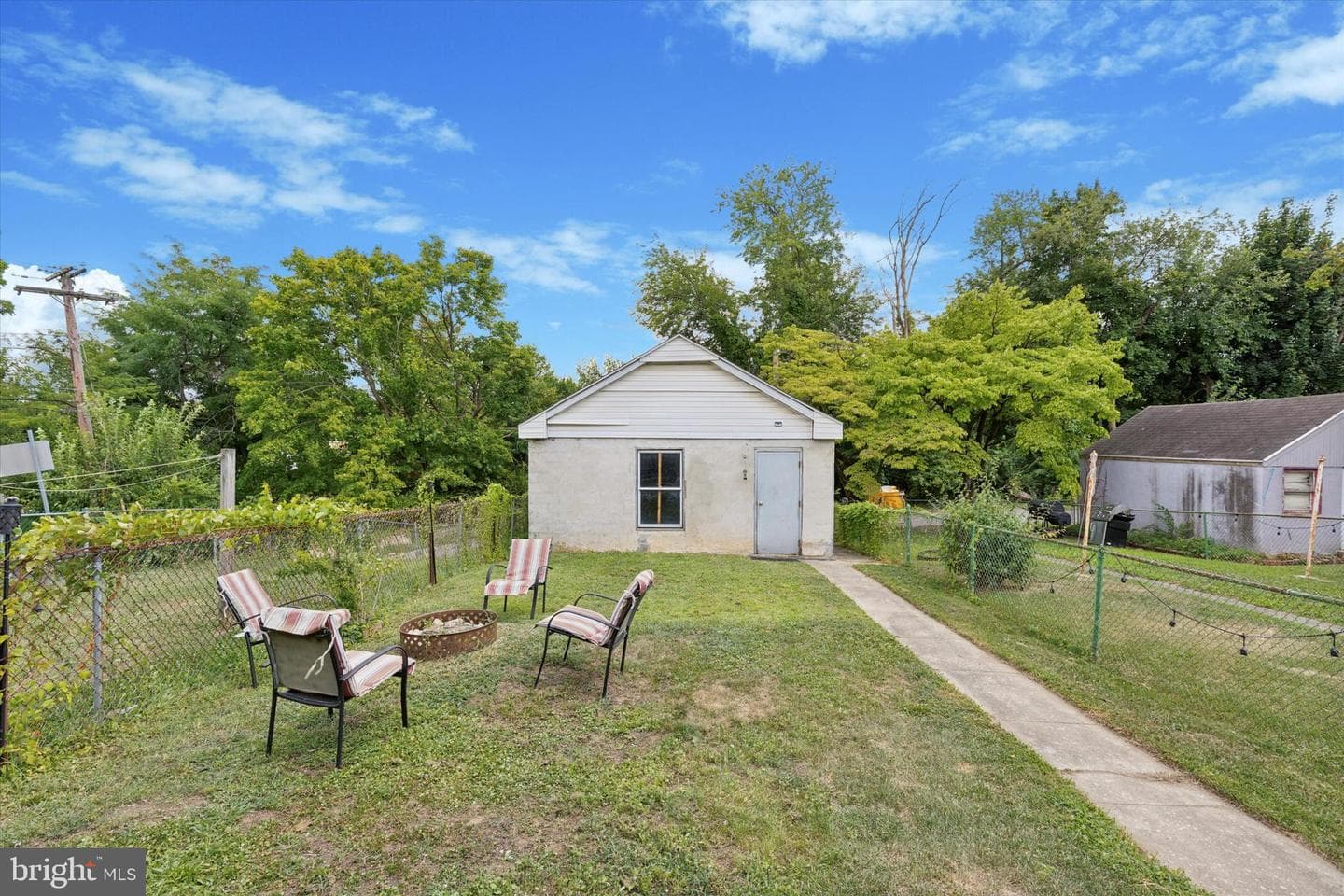 916 Arch Street photo 14