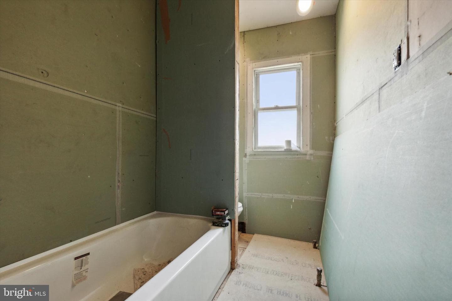 916 Arch Street photo 7
