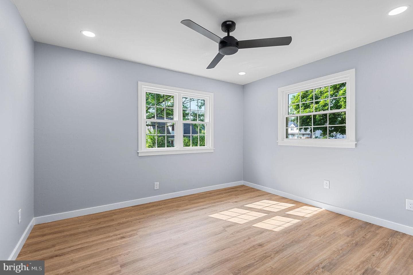 604 Tennis Avenue photo 10
