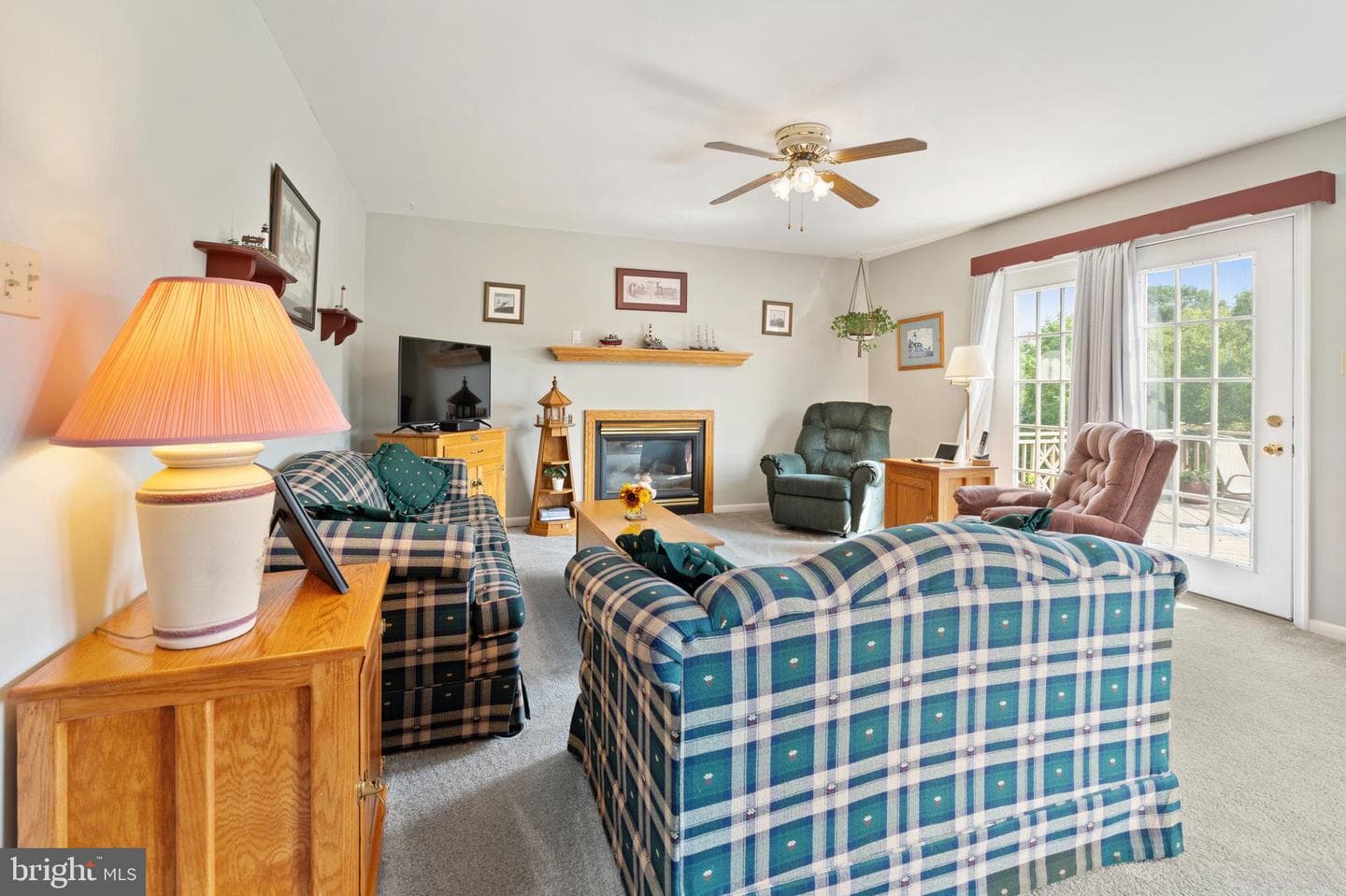 1027 Dorchester Lane photo 11