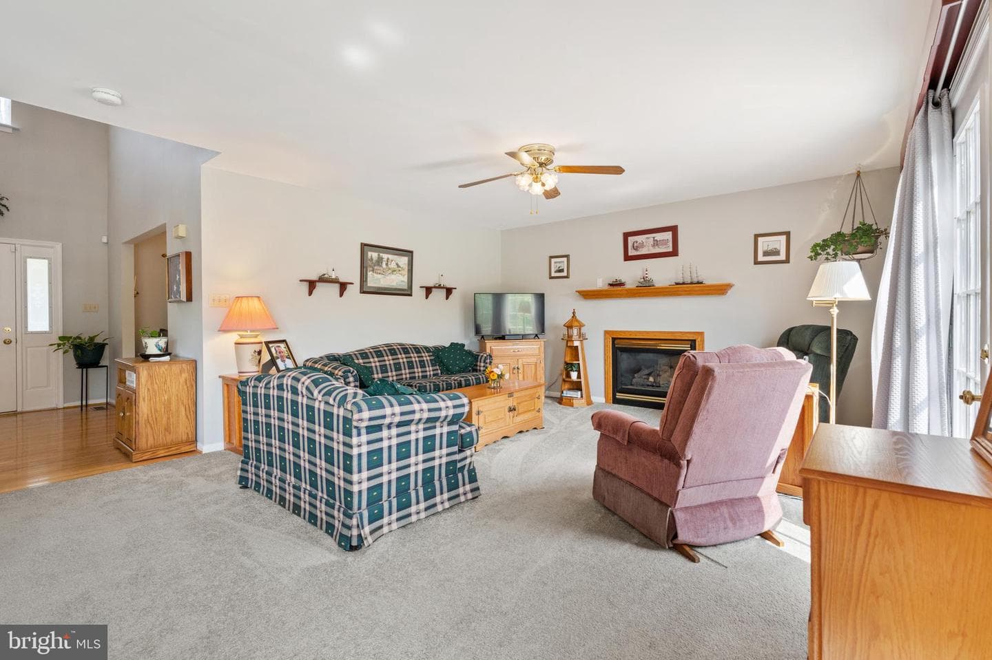 1027 Dorchester Lane photo 12