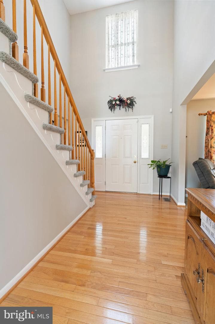 1027 Dorchester Lane photo 8