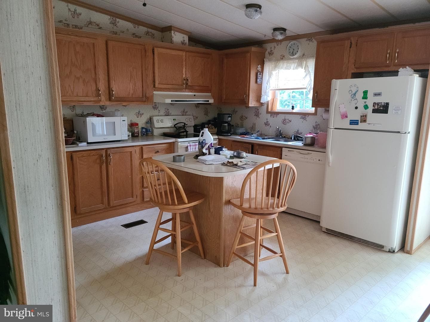 171 Deerfield Drive photo 4