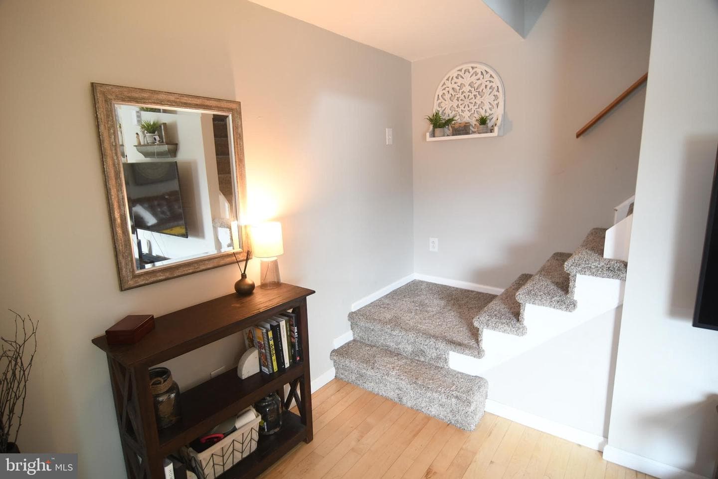 218 N 3rd Avenue photo 17