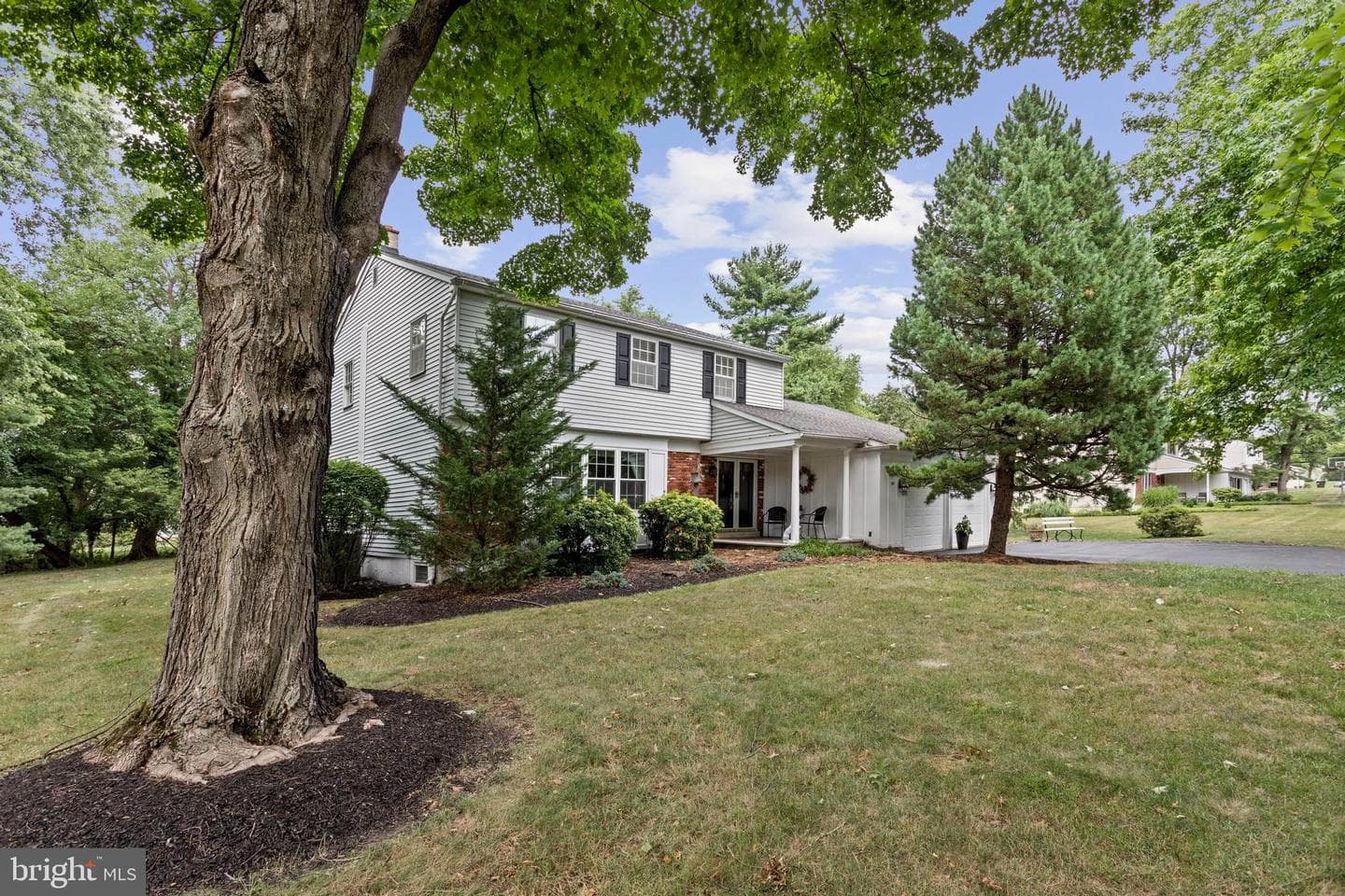 783 Hoover Road photo 2