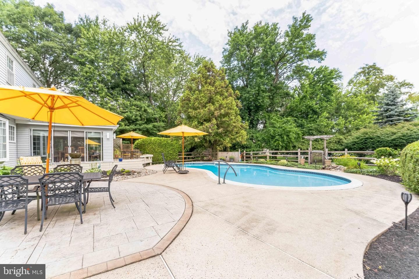 783 Hoover Road photo 32