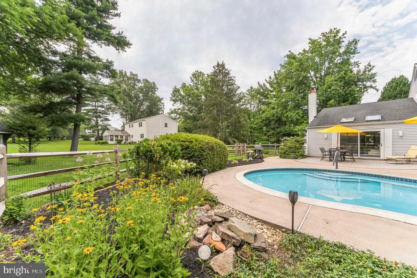 783 Hoover Road photo 39