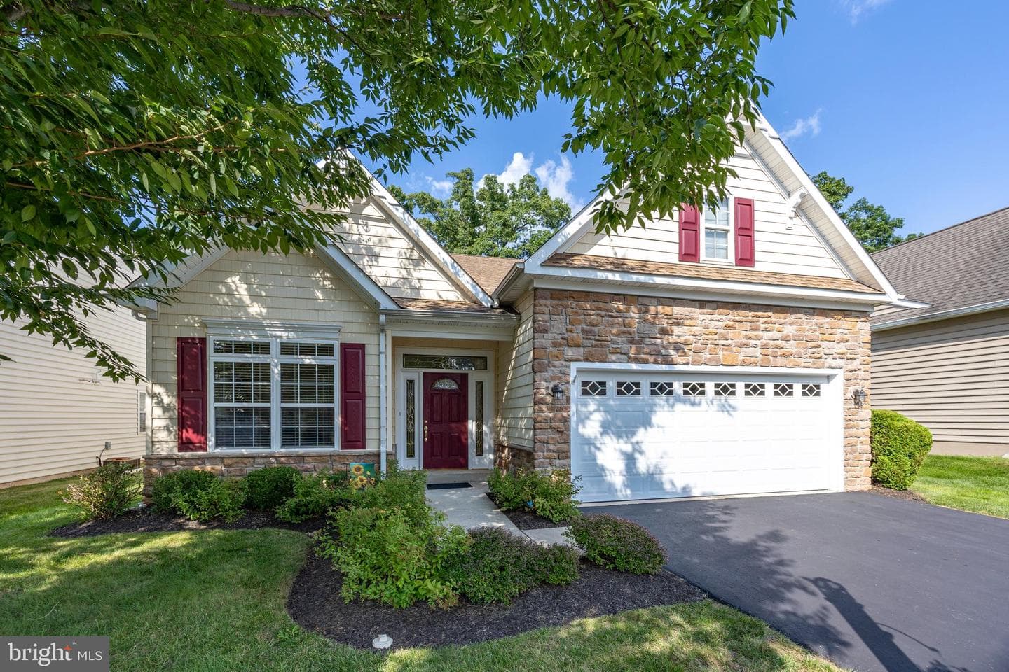 4369 Sweetbriar Drive photo 4