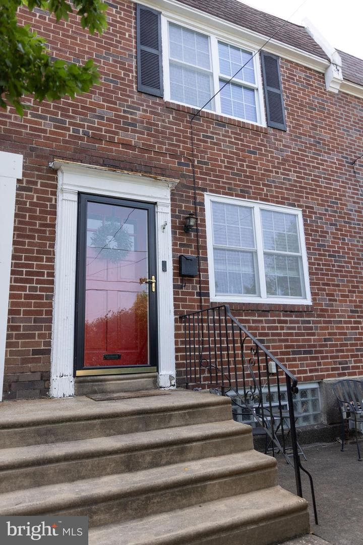 38 Orange Avenue photo 2
